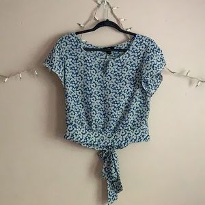 Daisy Printed Top with Bow
